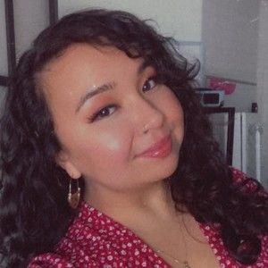 Meet your Posher, Allyssa